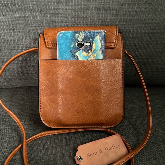 NWT SAM & HADLEY SMALL CROSSBODY BAG - Picture 3 of 5